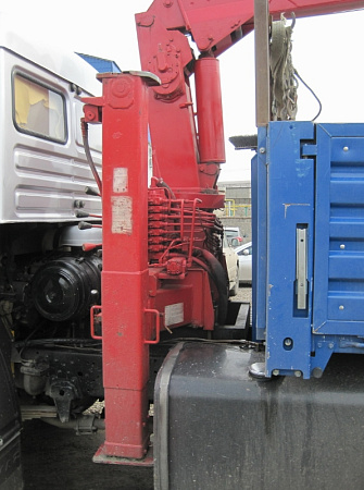 UNIC URVA304SL по цене 280000 руб на Урал-КМУ