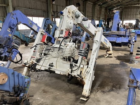КМУ UNIC URU295SLXR