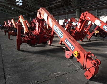 UNIC URVA334SL по цене 450000 руб на Урал-КМУ