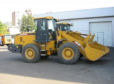 Купить Фронтальный погрузчик XCMG LW300FN 2015г.в. по цене 2880000 руб