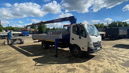 Манипулятор HINO 300 2012 г.в. с КМУ MAEDA MC384USGX по цене 2400000 руб на Урал-КМУ