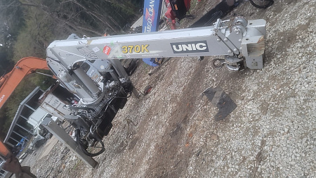 КМУ UNIC URA374SLGXR